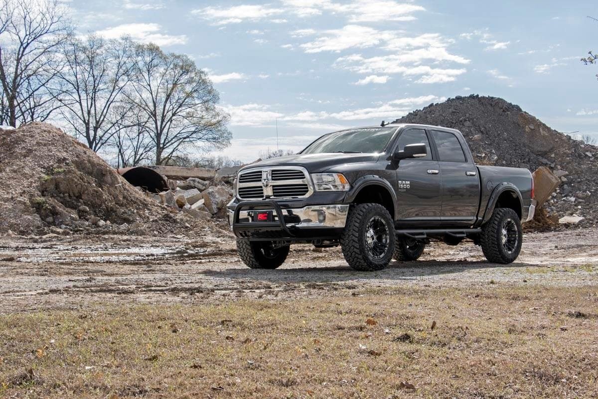 6 Inch Lift Kit M1 Struts/M1 Ram 1500 4WD (2012-2018 & Classic) Rough Country-2