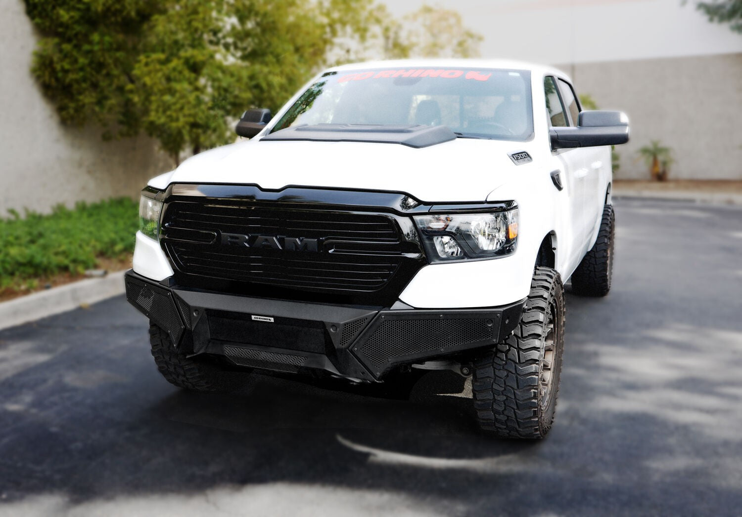 Element Front Bumper with Power Actuated Hide Away Light Bar Mount Textured Black 2019-2024 Ram 1500 Go Rhino-8