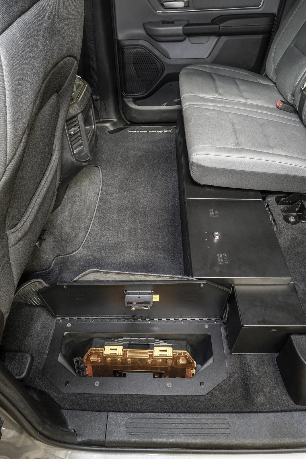 In-Floor Locking Cargo Lid 19-23 1500 Crew Cab {Exc. Classic} Black Products Tuffy Security-18