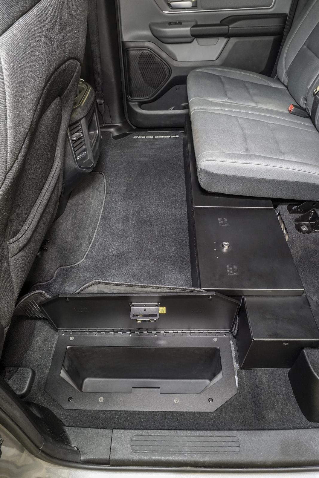 In-Floor Locking Cargo Lid 19-23 1500 Crew Cab {Exc. Classic} Black Products Tuffy Security-14