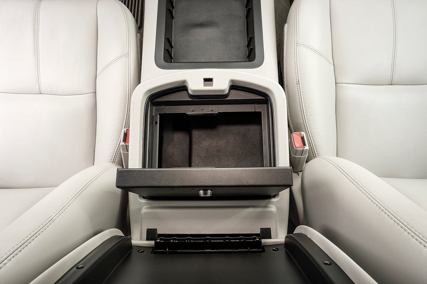 Console Safe - 07-13 Silverado/Sierra 1500 / 07-14 2500HD/3500HD/Suburban/Tahoe/Yukon/Yukon XL w/ Flow-Thru Console Black Products Tuffy Security-16