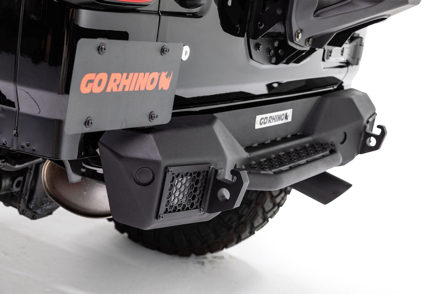 Rockline Rear Stubby Bumper Textured Black 2018-2026 Jeep Wrangler Go Rhino-2