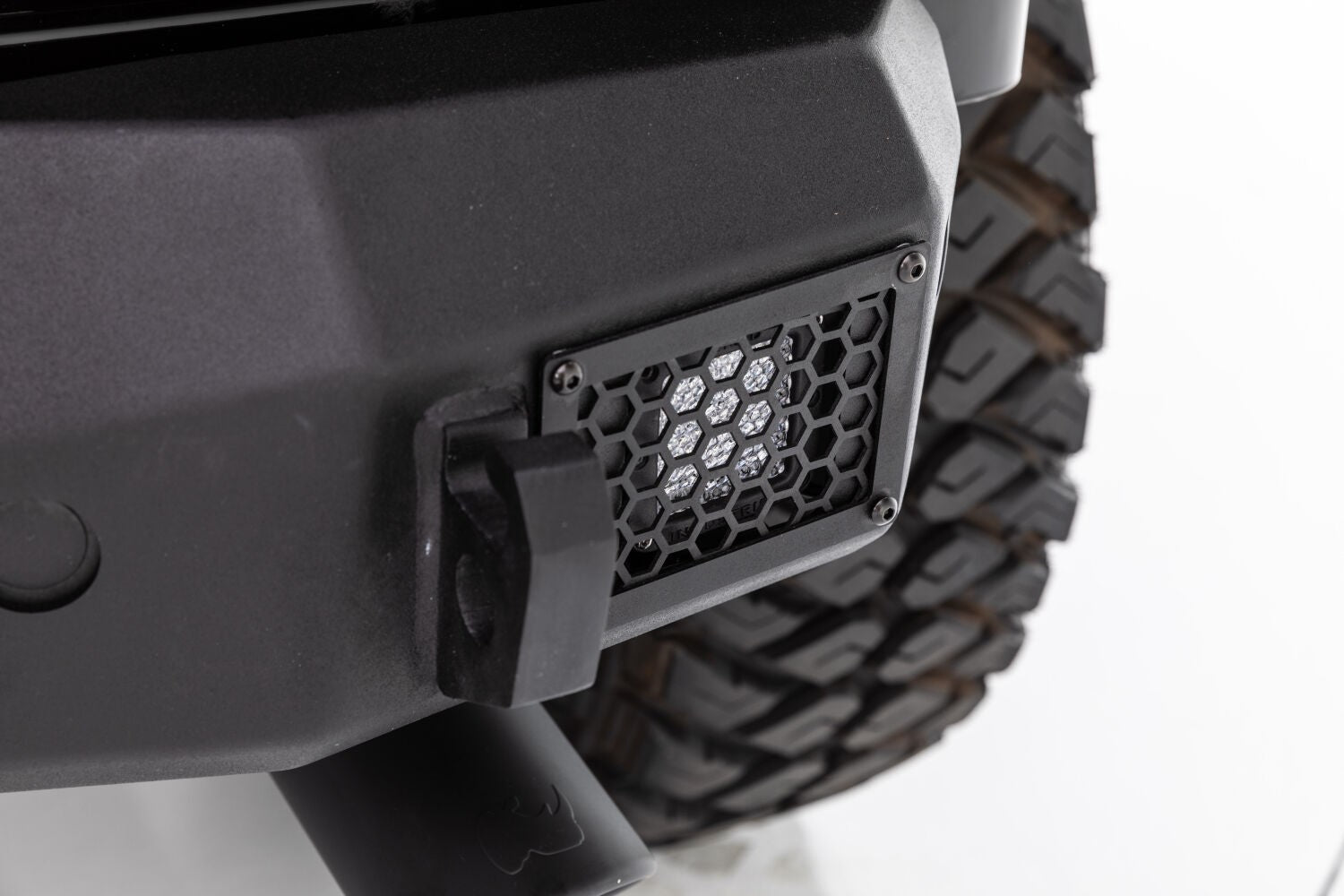 Rockline Rear Stubby Bumper Textured Black 2018-2026 Jeep Wrangler Go Rhino-3