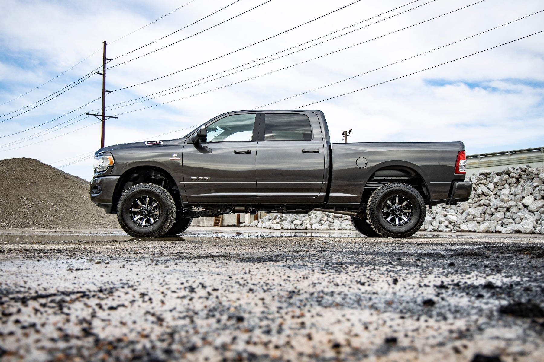 2.5 Inch Leveling Kit RR Leaf V2 Ram 2500 (14-26)/3500 (13-26) Rough Country-3