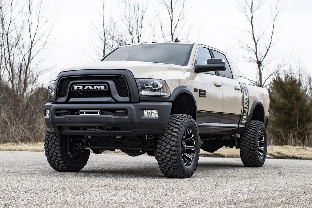 Rough Country 4.5 Inch Suspension Lift Kit Coil Springs Radius Arms 14-18 RAM Powerwagon 2500 4WD Gas Rough Country