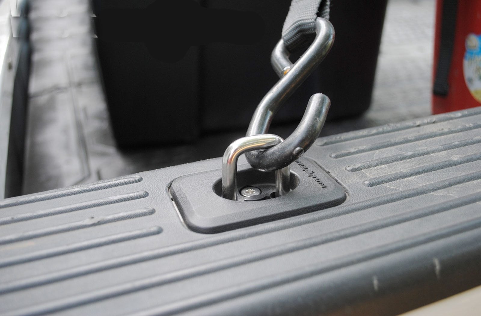 Raised Fit Retractable Tie-Down Anchors '98-14 Ford F150 and '98-16 Ford F-250/F-350 Super Duty '99-13 Silverado/Sierra 1500/2500/3500 95+ Dodge RAM 1500/2500/3500 Dually Bullring SpeedStrap-16