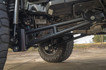 4.5 Inch Lift Kit Radius Arm Diesel M1 Ford F-250/F-350 Super Duty (23-26) Rough Country-3
