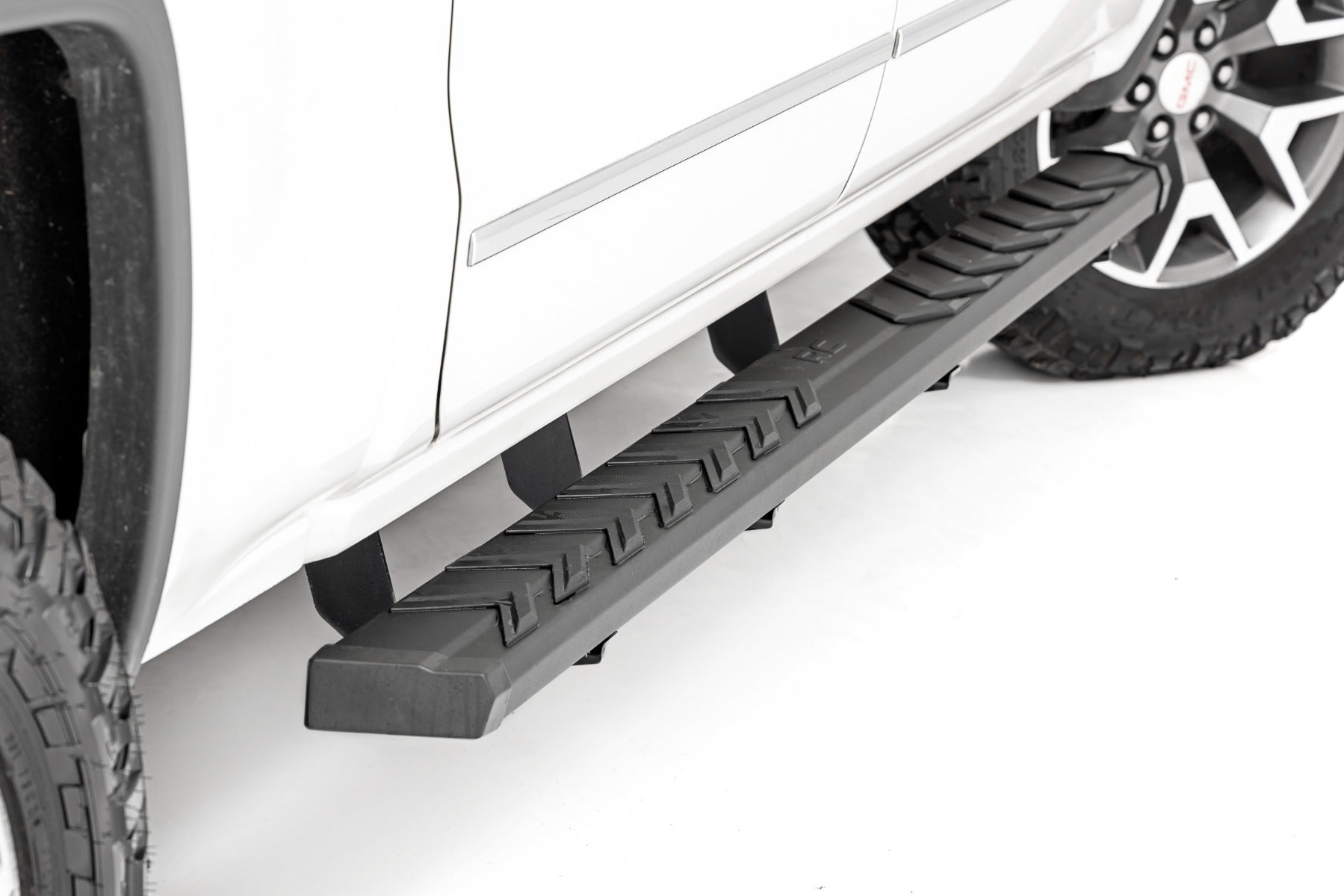 BA2 Running Board Side Step Bars Silverado/Sierra 1500/2500HD/3500HD (07-19 & Classic) Rough Country-4