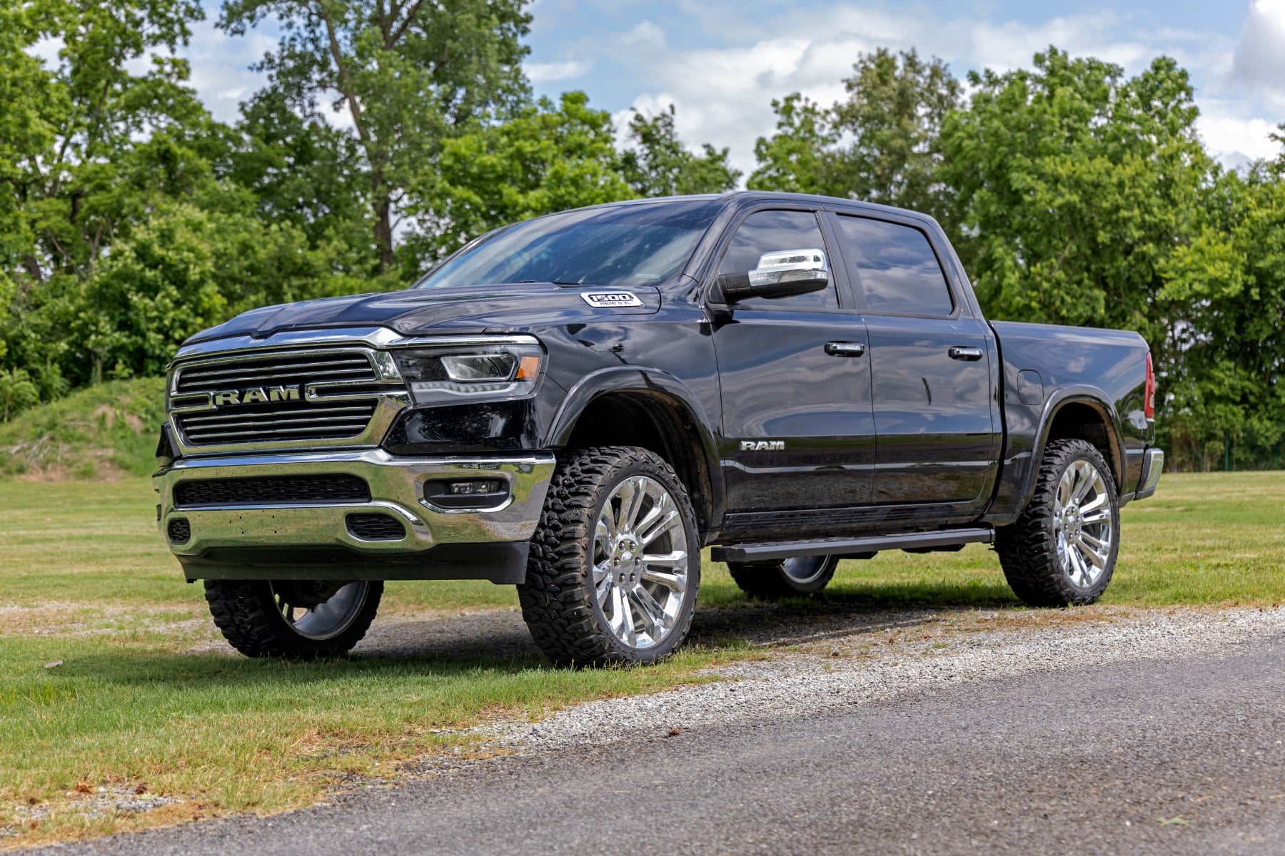 BA2 Running Board Side Step Bars Ram 1500 (19-26)/1500 TRX (21-24) Rough Country-2