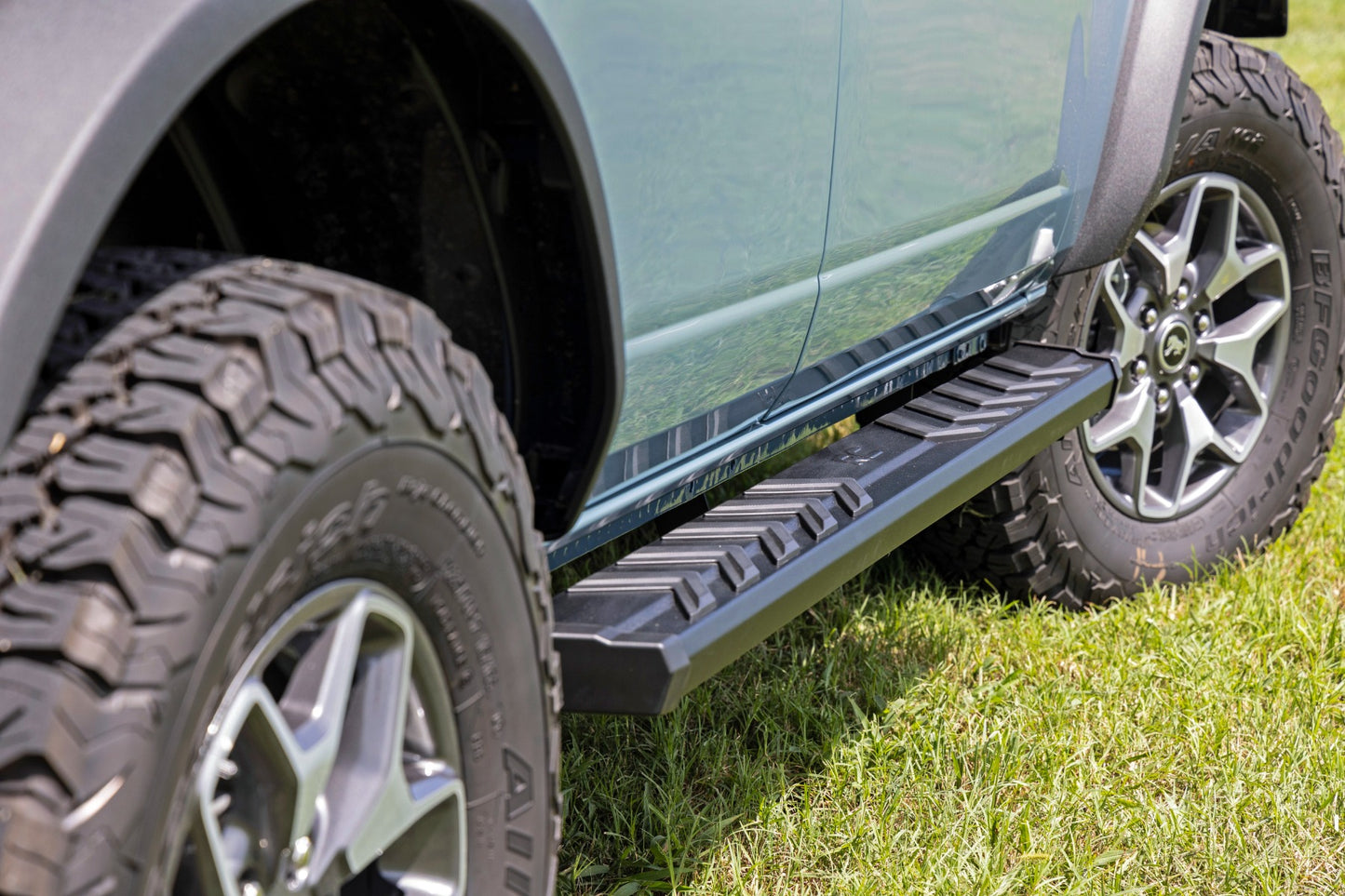 BA2 Running Boards Side Step Bars 4-Door Ford Bronco 4WD (2021-2025) Rough Country-5