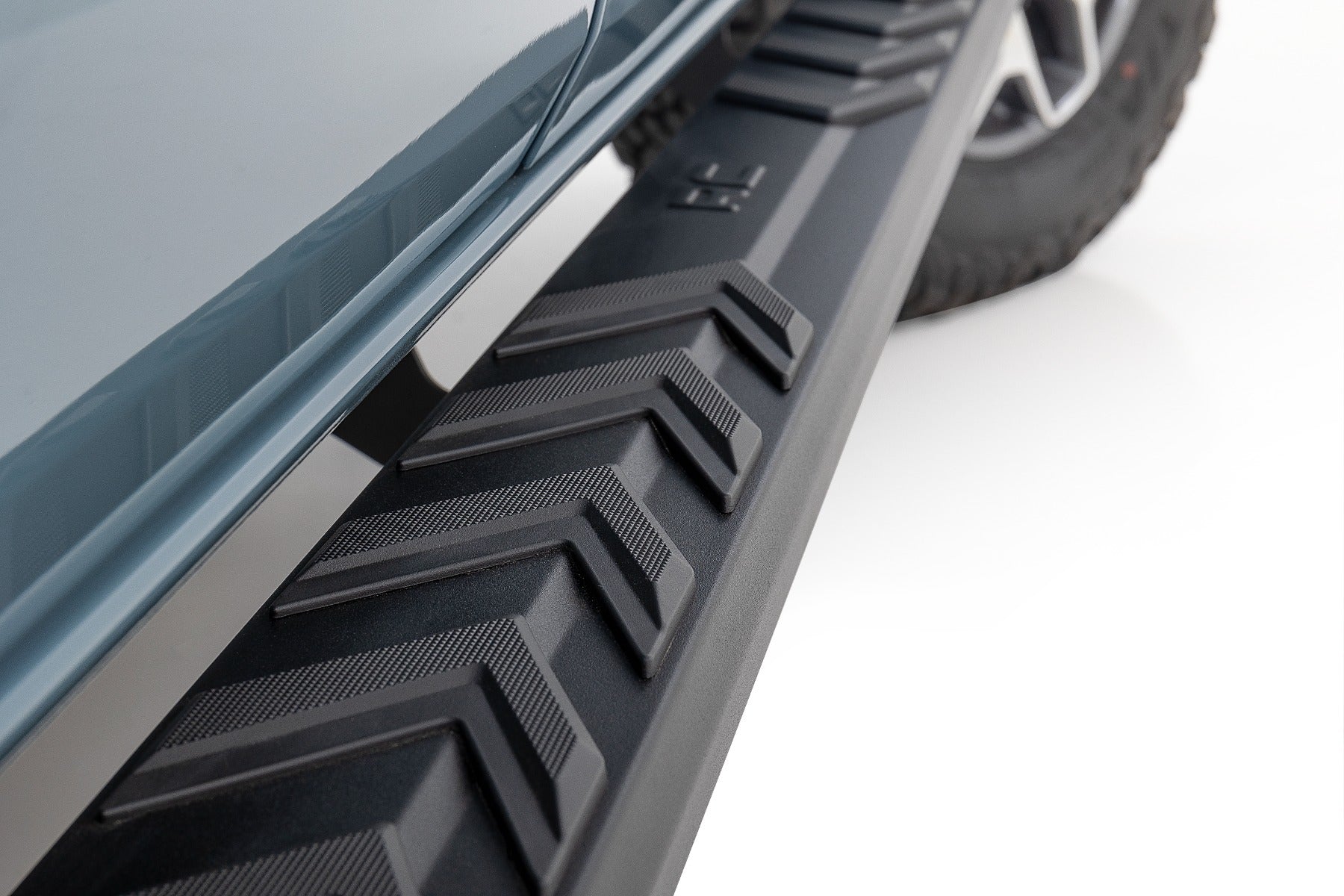 BA2 Running Boards Side Step Bars 4-Door Ford Bronco 21-Up Rough Country-2