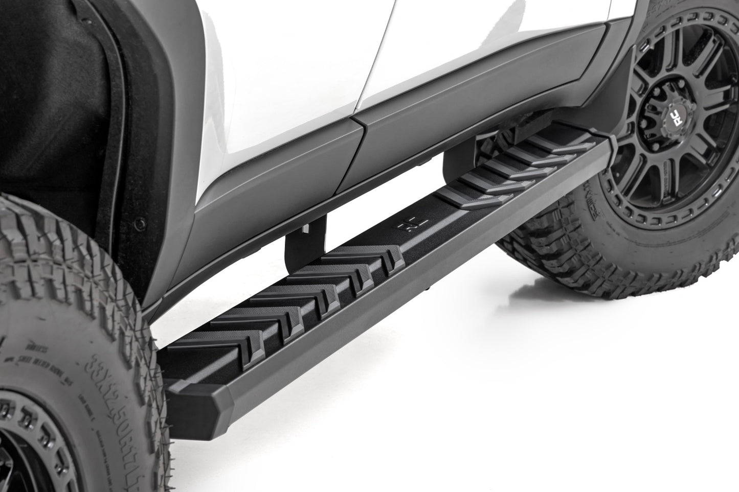BA2 Running Boards Side Step Bars Toyota Land Cruiser 4WD (2024-2026) Rough Country-3