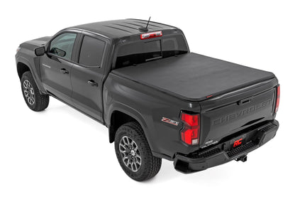 Soft Tri-Fold Bed Cover 5 Foot Bed Chevy/GMC Canyon/Colorado 2WD/4WD (23-26) Rough Country-2