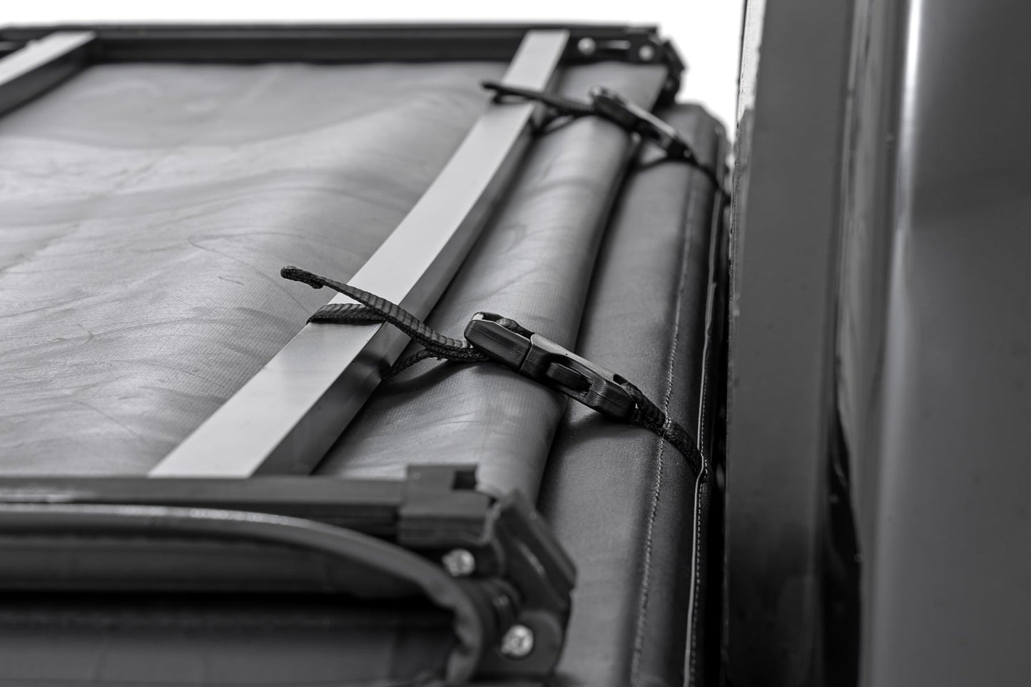 Soft Tri-Fold Bed Cover 5 Foot Bed Chevy/GMC Canyon/Colorado 2WD/4WD (23-26) Rough Country-3