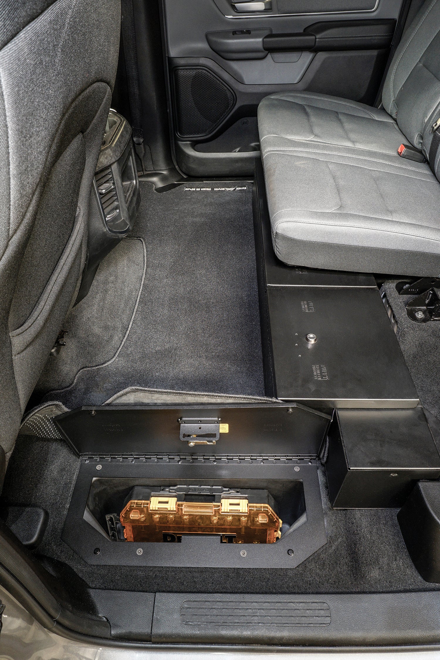 In-Floor Locking Cargo Lid 19-27 1500 Crew CabBlack, Pair) Tuffy Security-18