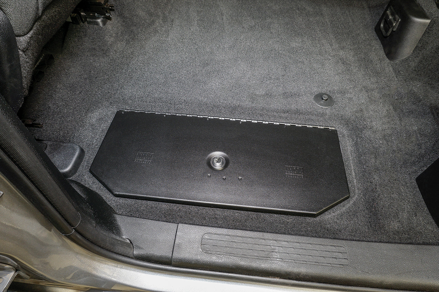 In-Floor Locking Cargo Lid 19-27 1500 Crew CabBlack, Pair) Tuffy Security-5