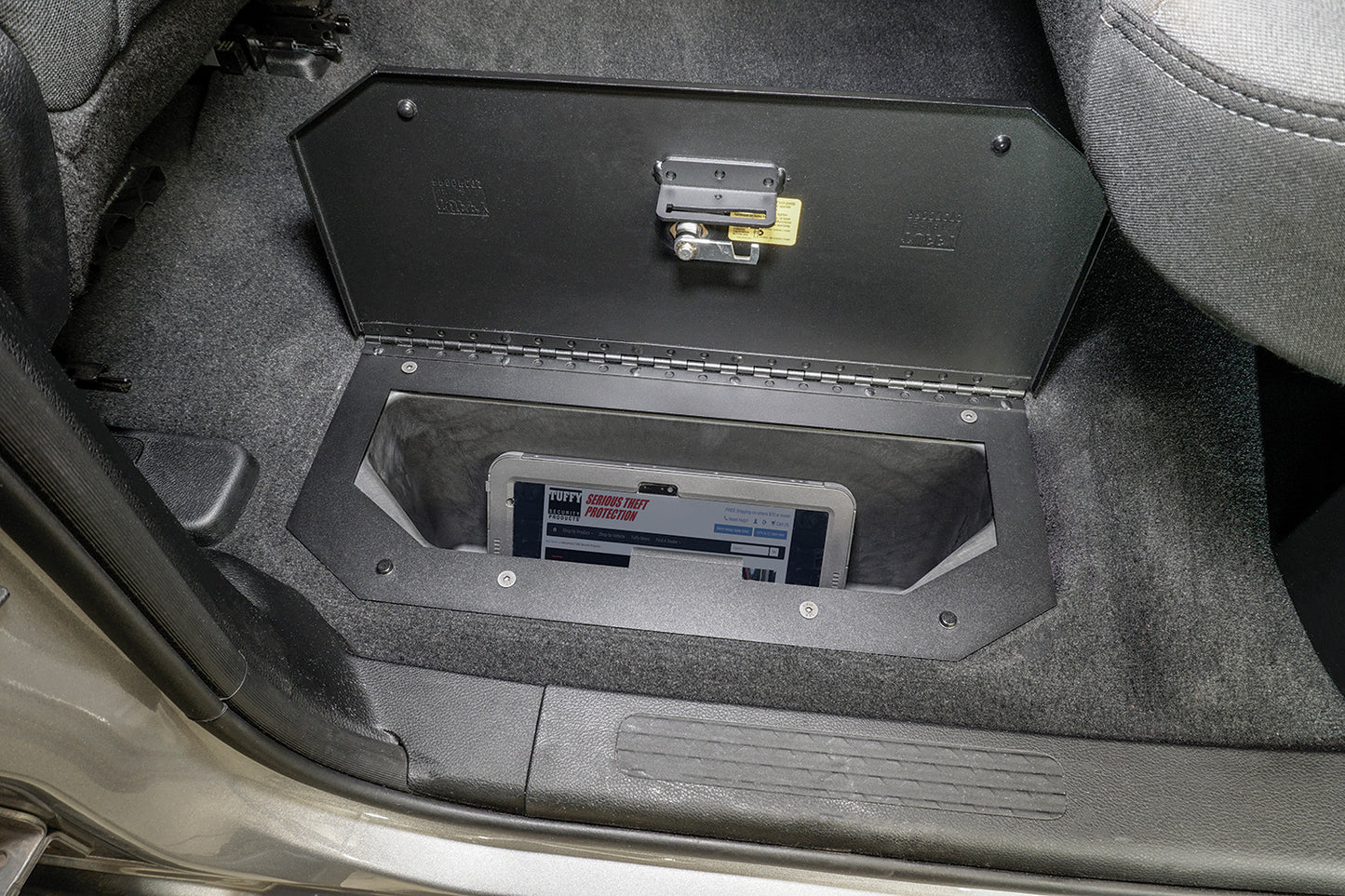 In-Floor Locking Cargo Lid 19-27 1500 Crew CabBlack, Pair) Tuffy Security-9