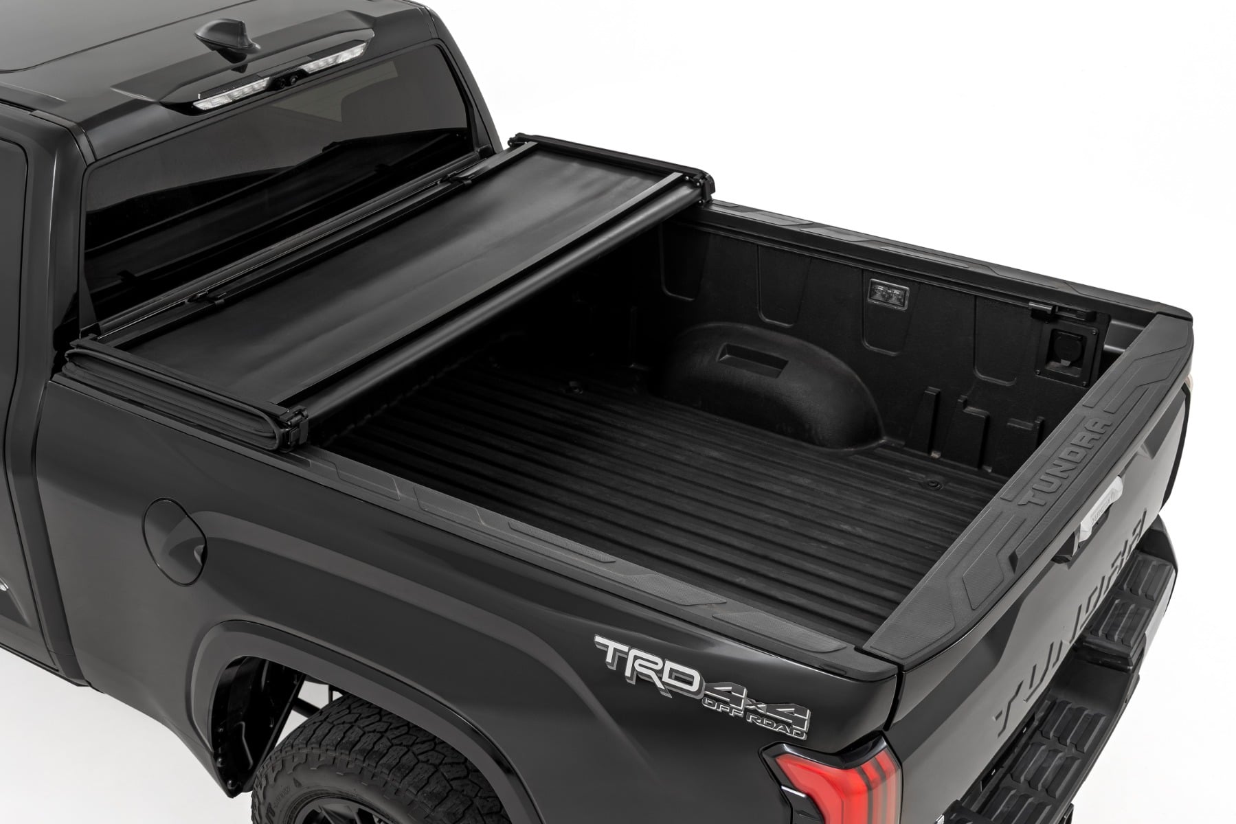 Soft Tri-Fold Bed Cover With & W/O OE Rails 6 Foot 7 Inch Bed Toyota Tundra (22-26) Rough Country-1