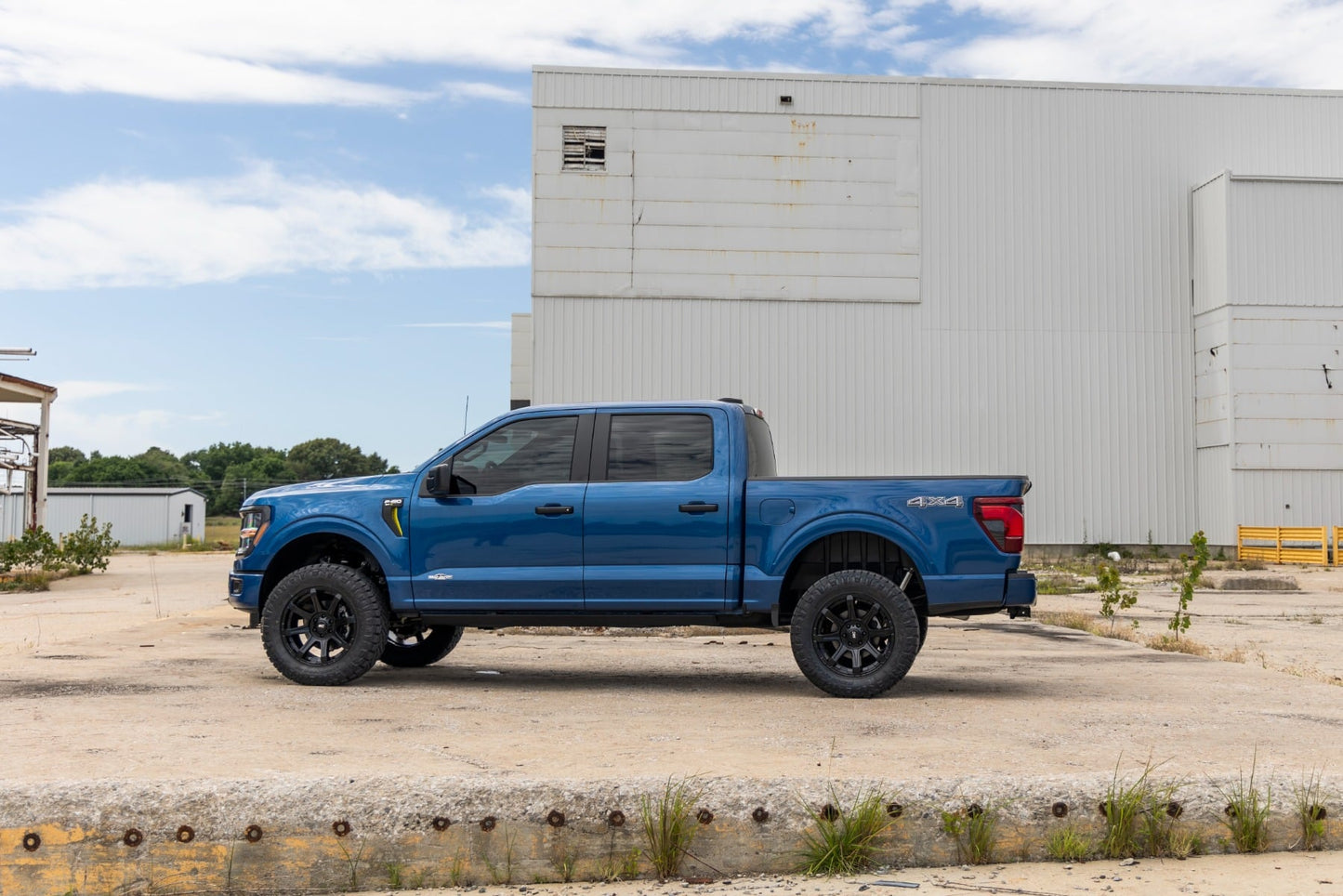 3 Inch Lift Kit Forged UCA N3 Struts Ford F-150 4WD (2021-2026) Rough Country-5