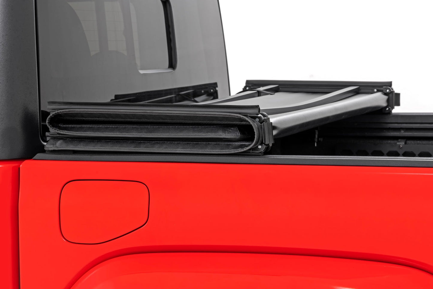 Soft Tri-Fold Bed Cover 5 Foot Bed Jeep Gladiator JT 4WD (2020-2025) Rough Country-3