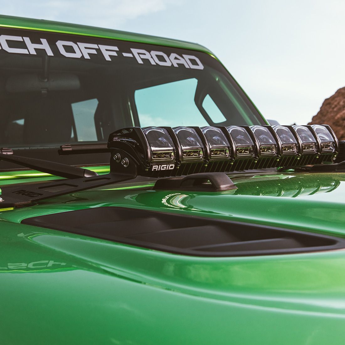 Rigid Industries 18-Pres Jeep Wrangler JL Adapt Hood Mount Fits 20 Inch Adapt Series RIGID Industries