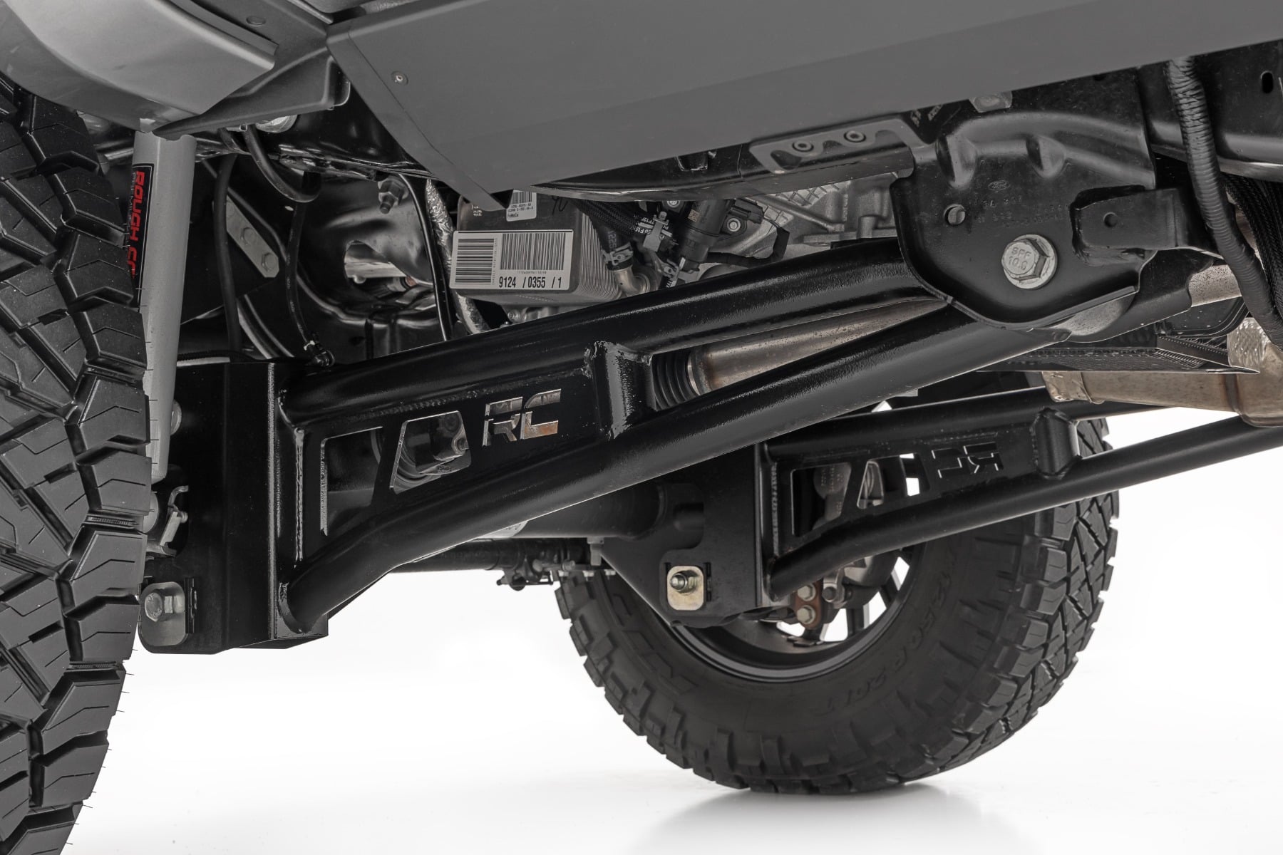 6 Inch Lift Kit Gas Radius Arm V2 Ford F-250/F-350 Super Duty (23-26) Rough Country-3
