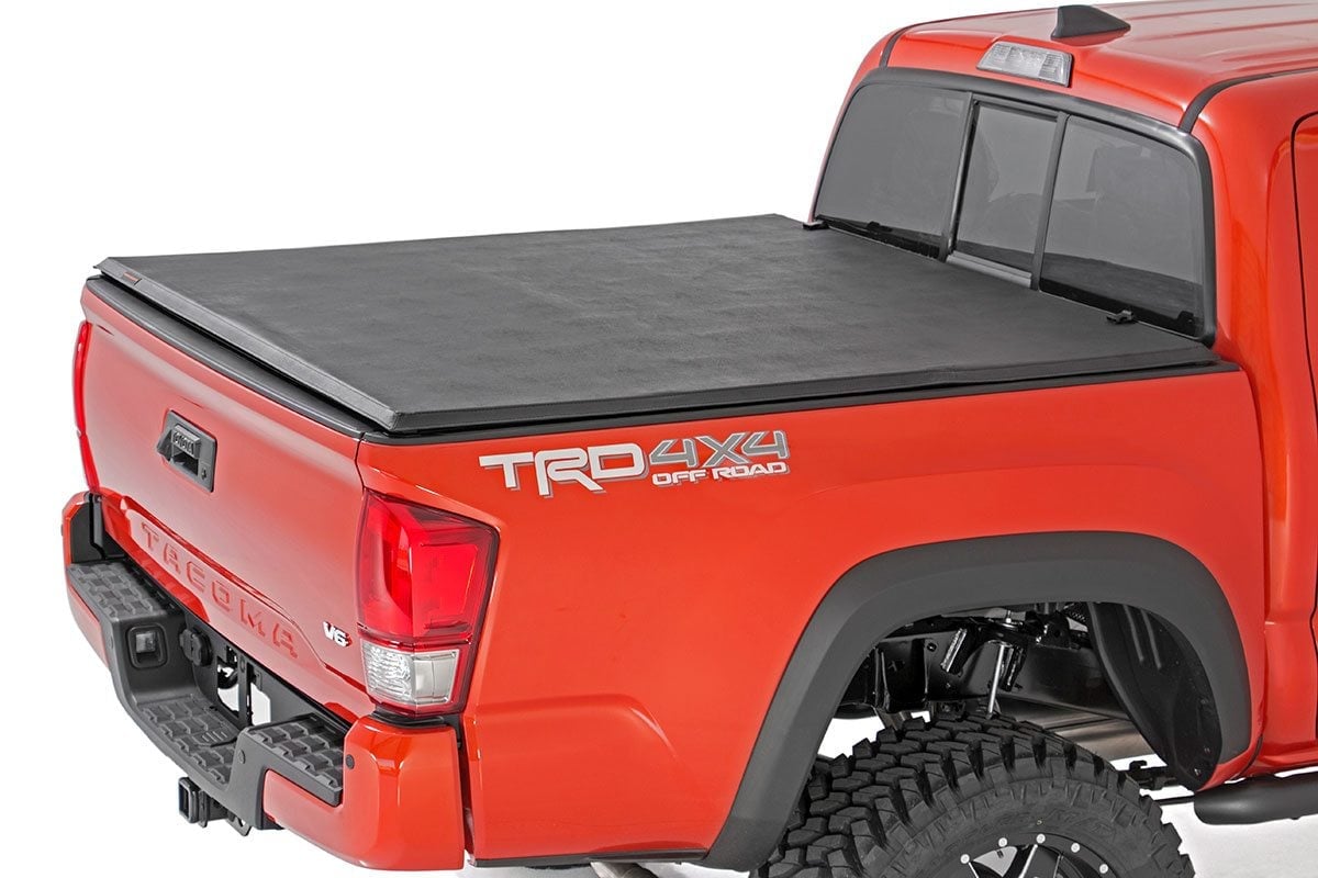 Soft Tri-Fold Bed Cover 5 Foot Bed Dbl Cab Toyota Tacoma 2WD/4WD (16-23) Rough Country-2