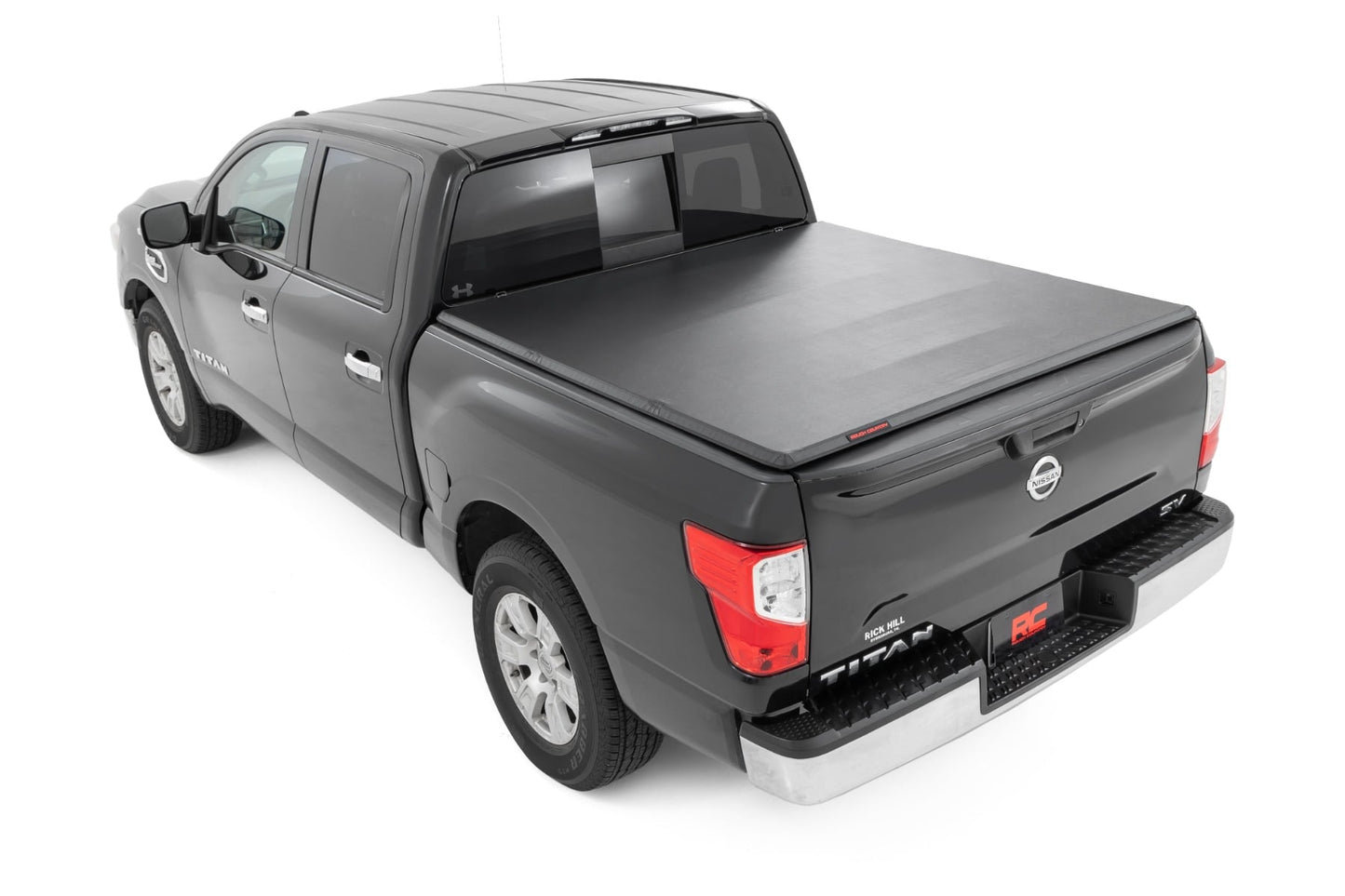 Soft Tri-Fold Bed Cover 5 Foot 7 Inch Bed Nissan Titan 2WD/4WD (2017-2024) Rough Country-2