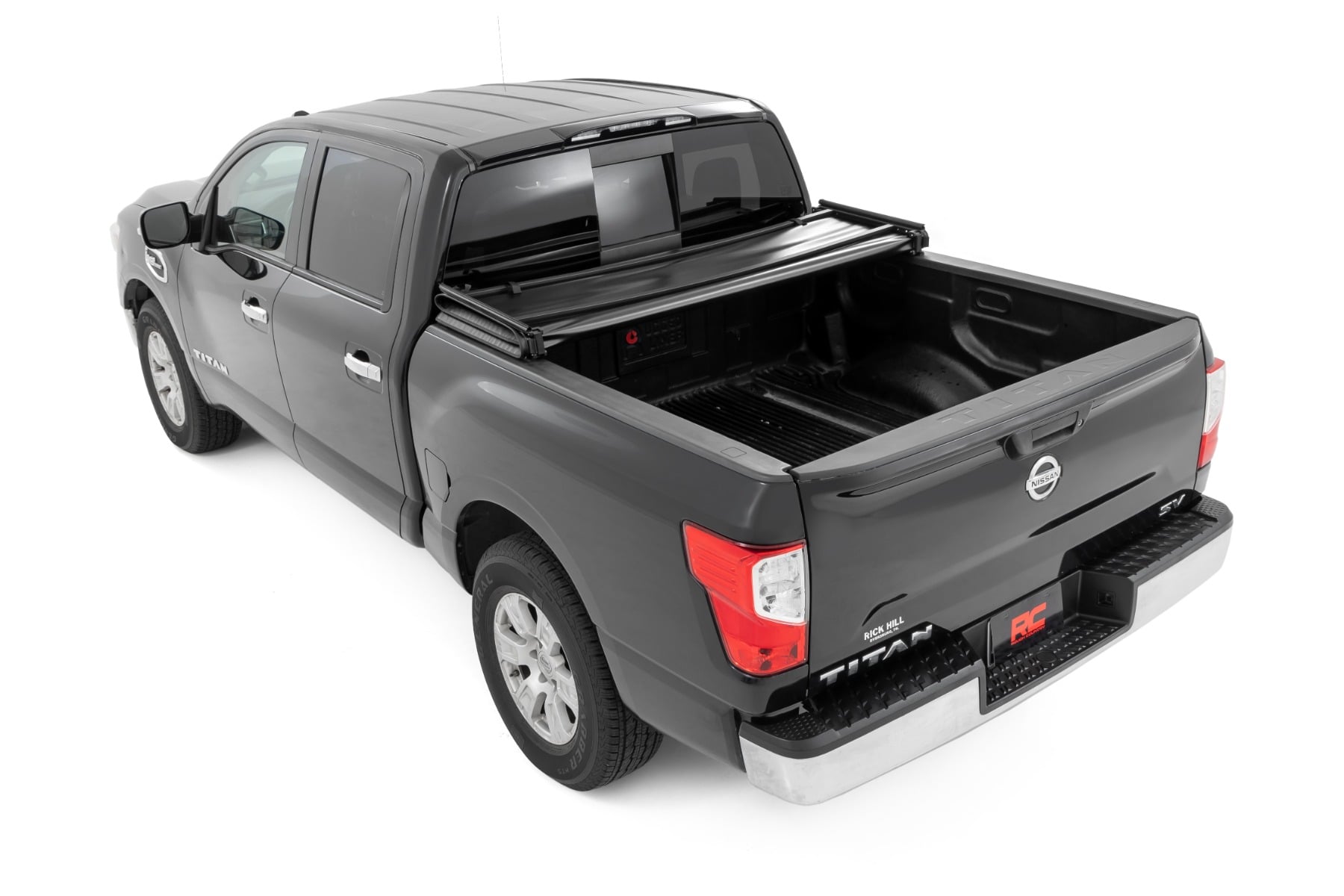 Soft Tri-Fold Bed Cover 5 Foot 7 Inch Bed Nissan Titan 2WD/4WD (2017-2024) Rough Country-3
