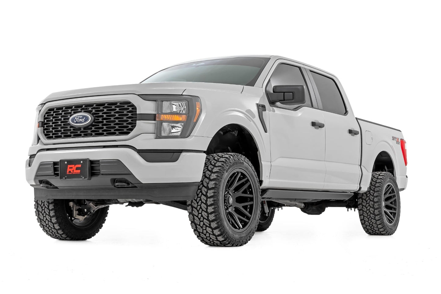 4 inch Lift Kit Forged UCA M1/M1 No Cut Ford F-150 4WD (2021-2026) Rough Country-1
