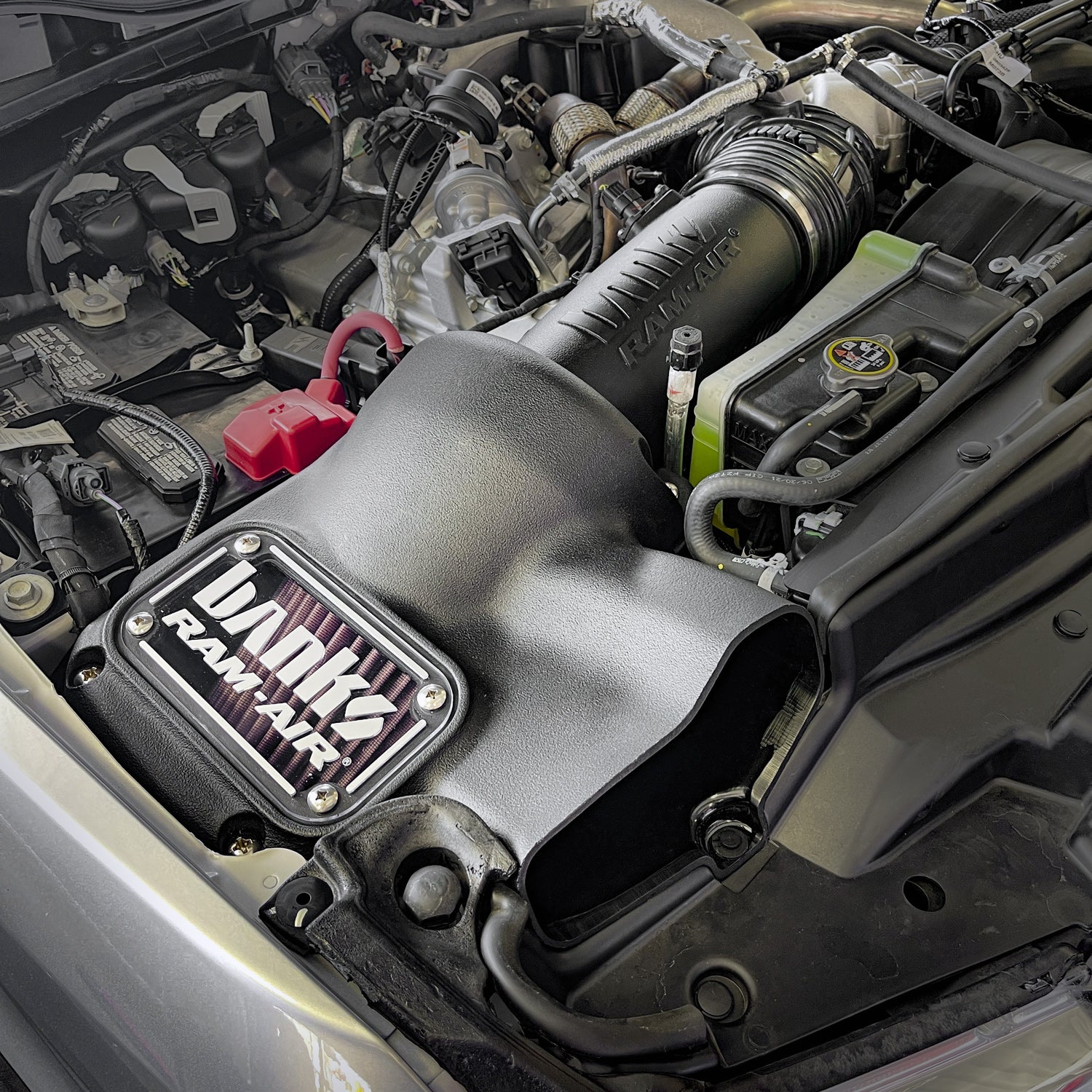 Ram-Air Cold-Air Intake System Dry Filter for 20-22 Ford F250/F350/F450 6.7L Stroke Banks Power-3