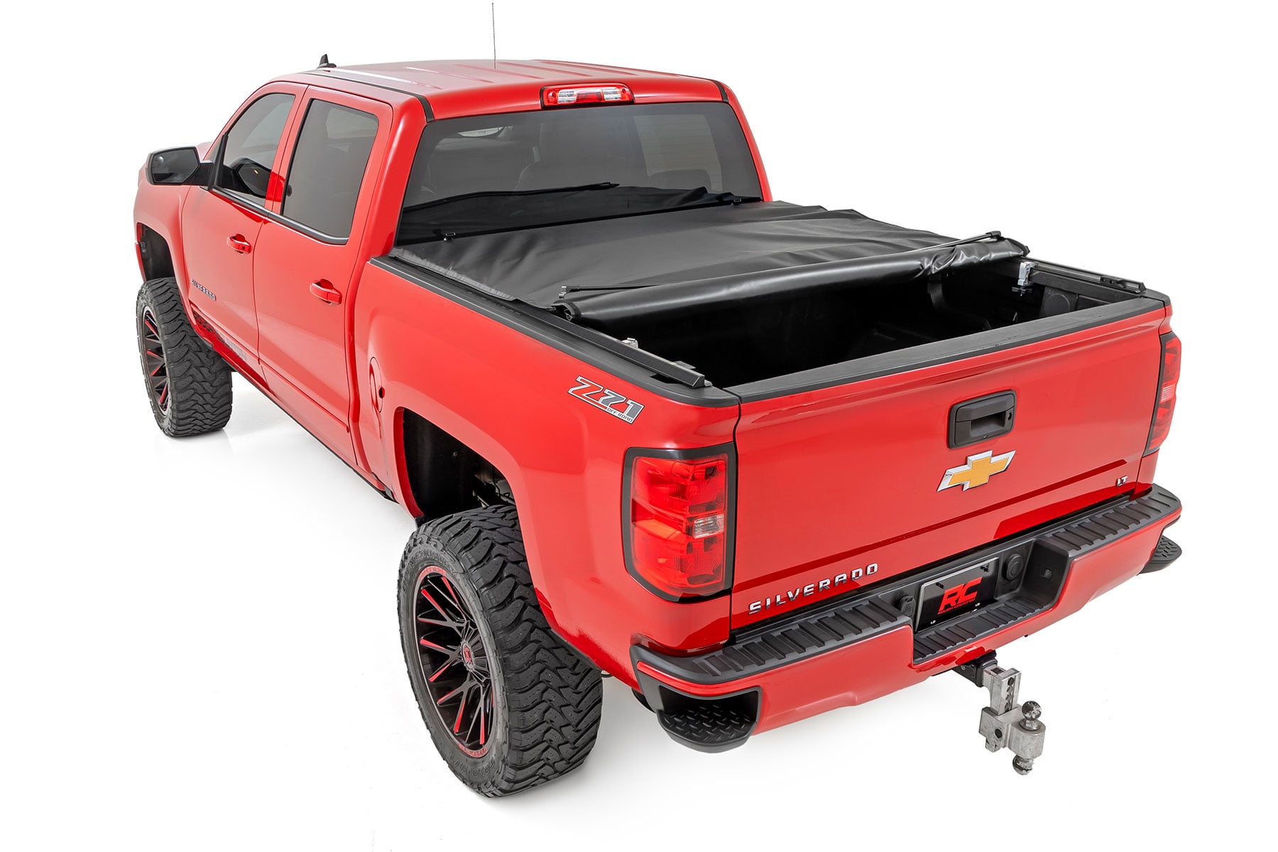 Soft Roll Up Bed Cover 5 Foot 9 Inch Bed Silverado/Sierra 1500 (14-18 & Classic) Rough Country-2