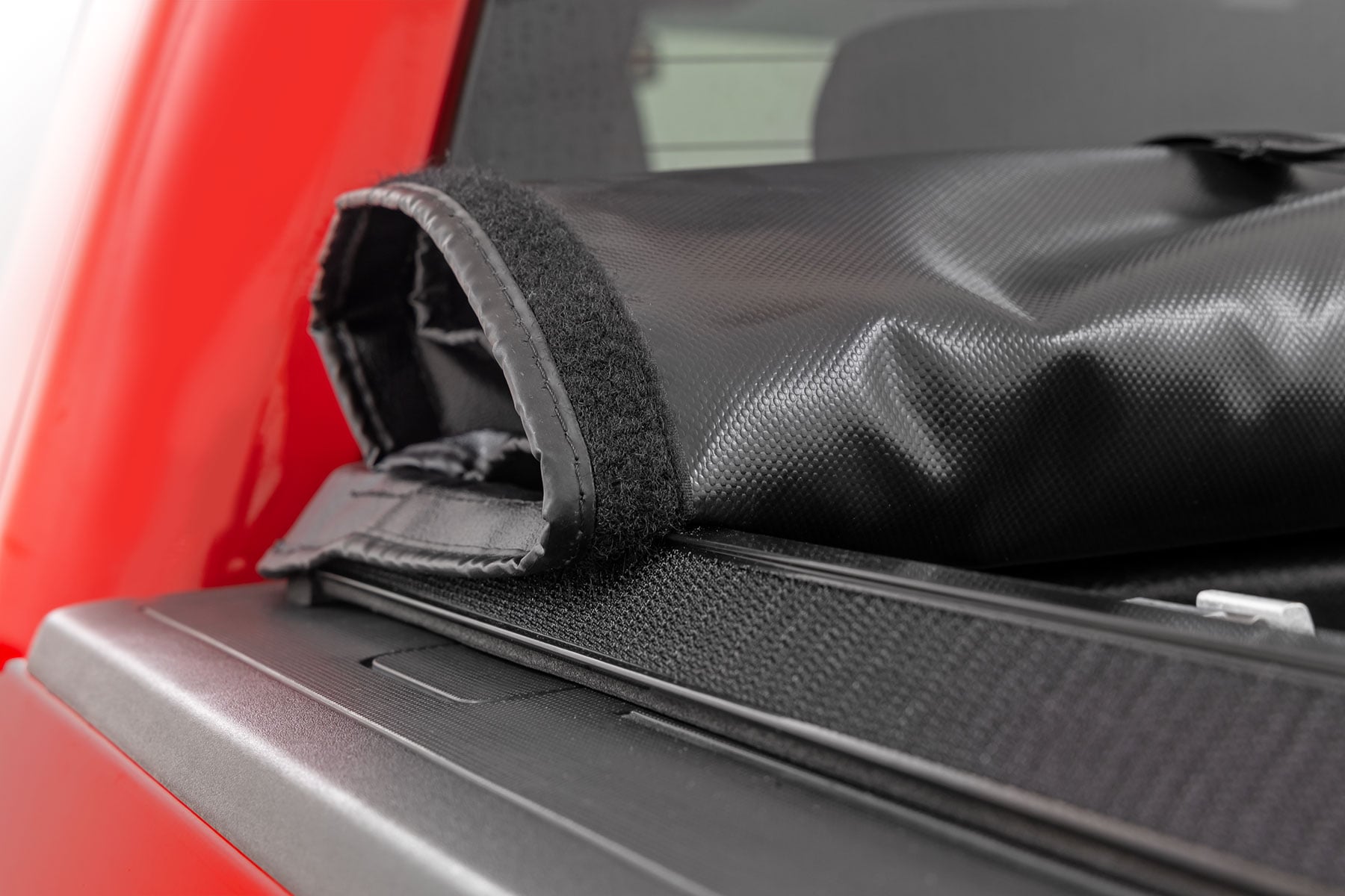 Soft Roll Up Bed Cover 5 Foot 9 Inch Bed Silverado/Sierra 1500 (14-18 & Classic) Rough Country-4