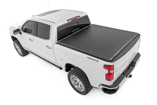 Soft Roll Up Bed Cover 5 Foot 10 Inch Bed Chevy/GMC Sierra 1500 (19-26)/Silverado 1500 (19-26) Rough Country-1