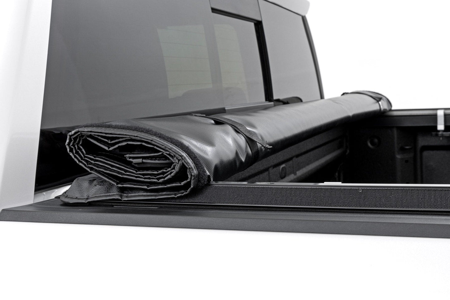 Soft Roll Up Bed Cover 5 Foot 10 Inch Bed Chevy/GMC Sierra 1500 (19-26)/Silverado 1500 (19-26) Rough Country-4
