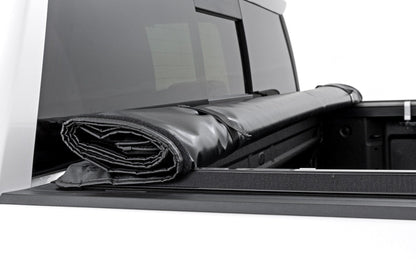 Soft Roll Up Bed Cover 5 Foot 10 Inch Bed Chevy/GMC Sierra 1500 (19-26)/Silverado 1500 (19-26) Rough Country-4