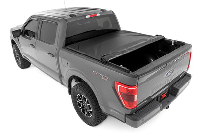 Soft Roll Up Bed Cover 6 Foot 7 Inch Bed Ford F-150/F-150 Lightning/Raptor (15-26) Rough Country-3