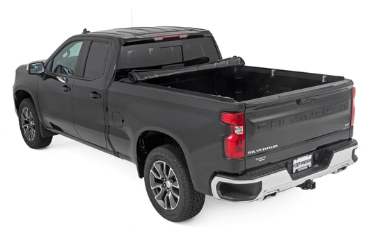 Soft Roll Up Bed Cover 6 Foot 7 Inch Bed Chevy/GMC Sierra 1500 (19-26)/Silverado 1500 (19-26) Rough Country-1