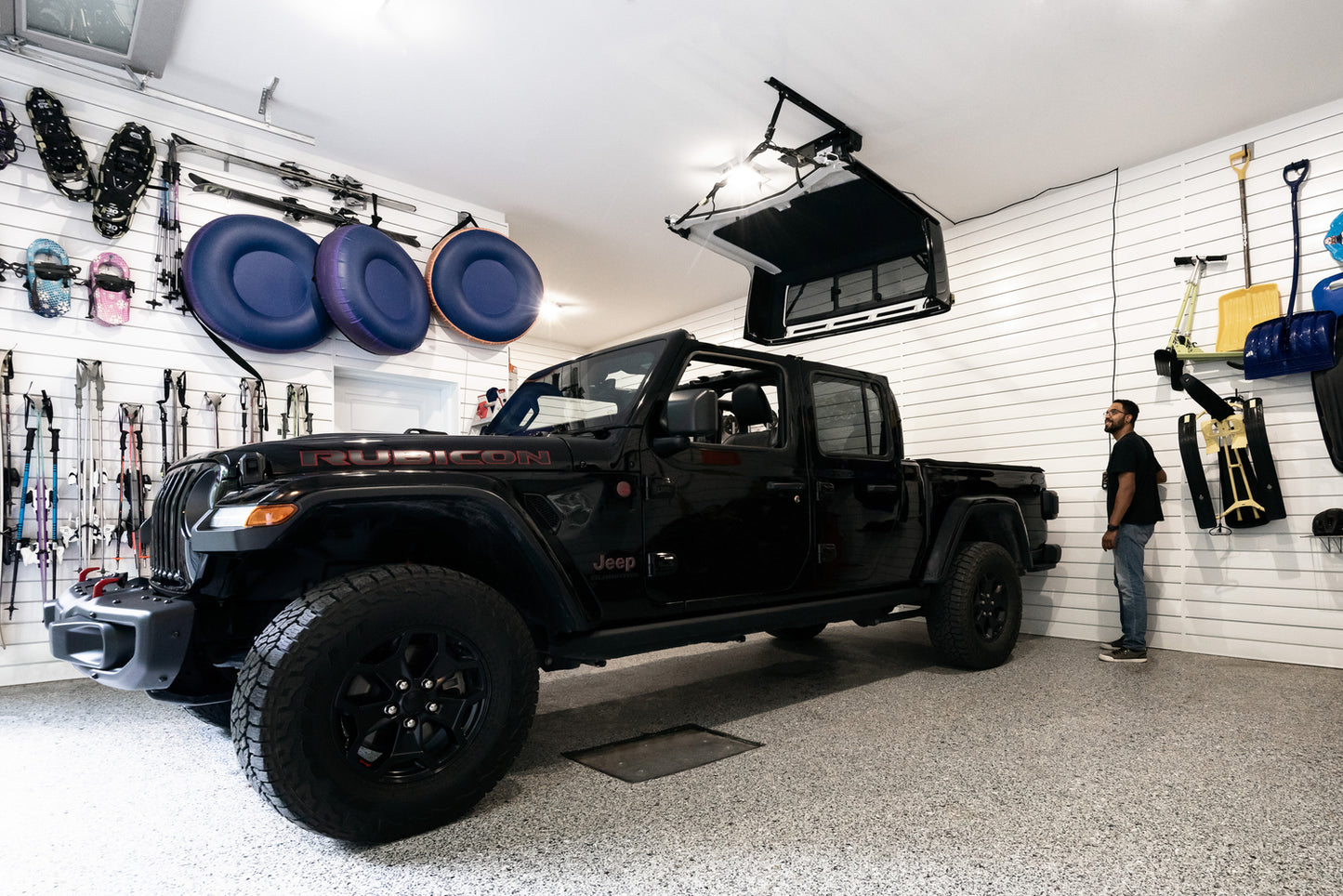 HOSS Hardtop Hoist Jeep 2018-26 Wrangler JL Black Bestop-2