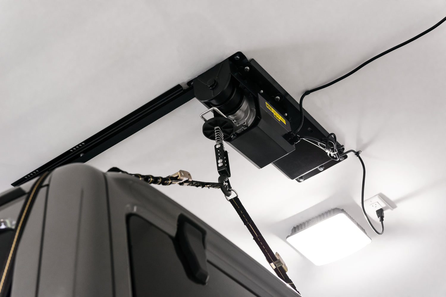 HOSS Hardtop Hoist Jeep 2018-26 Wrangler JL Black Bestop-17