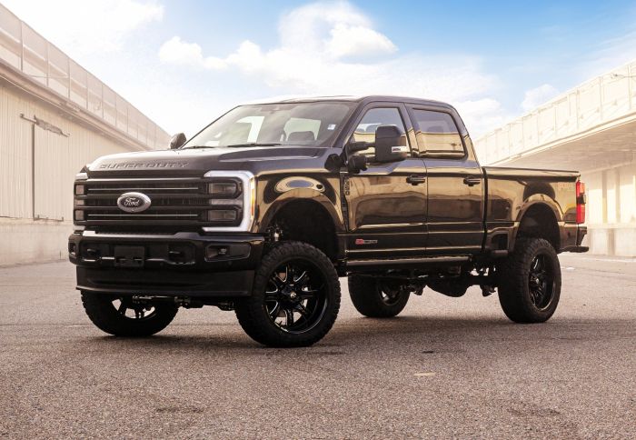 6 Inch Coil Spring Suspension System With Falcon MAX3.3 Shocks And Radius Arms 2023-2025 Ford F-250/F-350 Super Duty4WD ReadyLIFT-2
