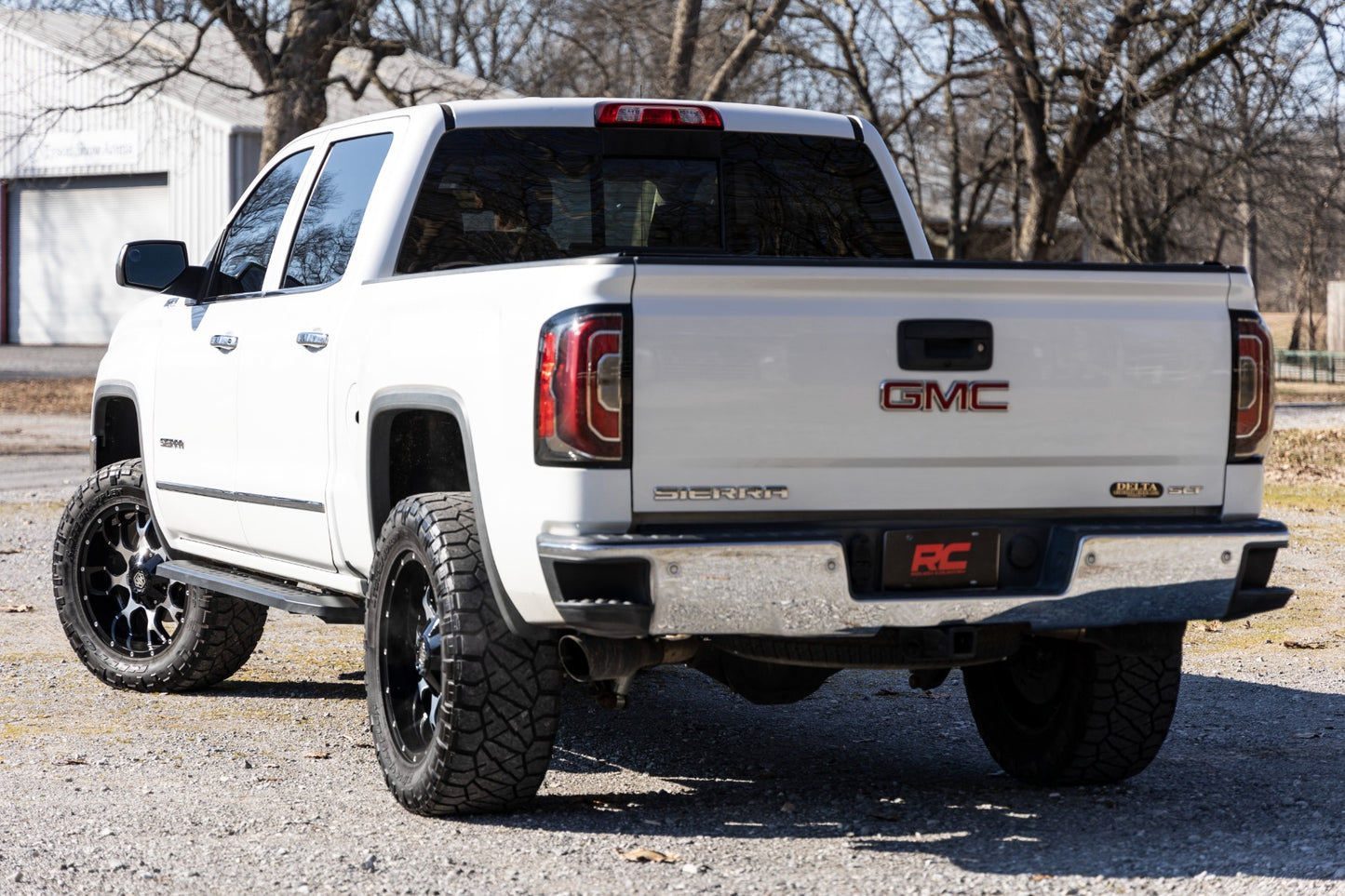 RPT2 Running Boards Crew Cab Silverado/Sierra 1500/2500HD/3500HD (07-18 & Classic) Rough Country-5