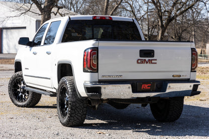 RPT2 Running Boards Crew Cab Silverado/Sierra 1500/2500HD/3500HD (07-18 & Classic) Rough Country-5
