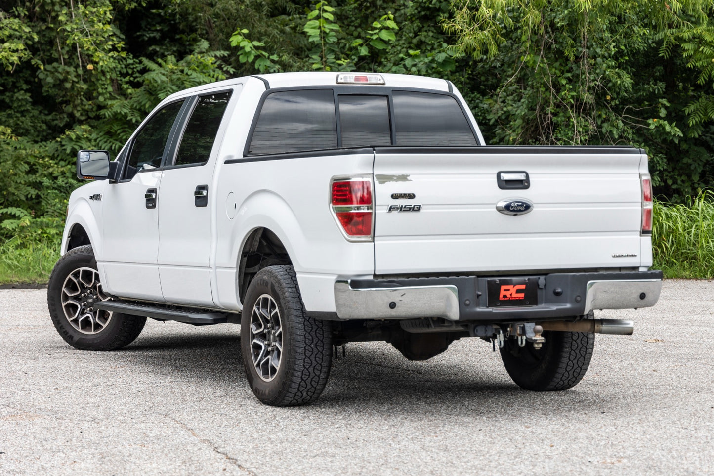 RPT2 Running Board Crew Cab Black Ford F-150 2WD/4WD (2009-2014) Rough Country-3