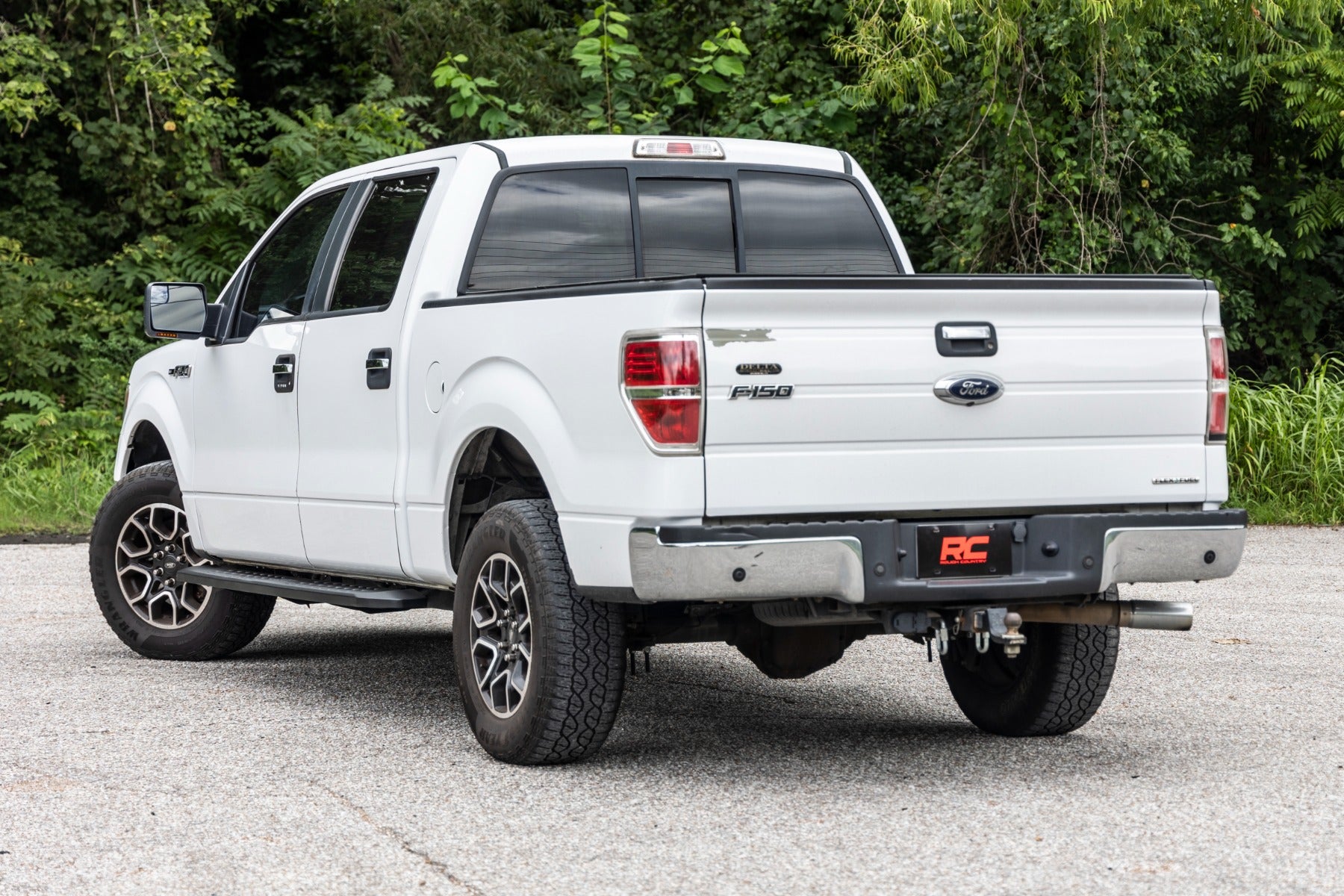 RPT2 Running Board Crew Cab Black Ford F-150 2WD/4WD (2009-2014) Rough Country-3