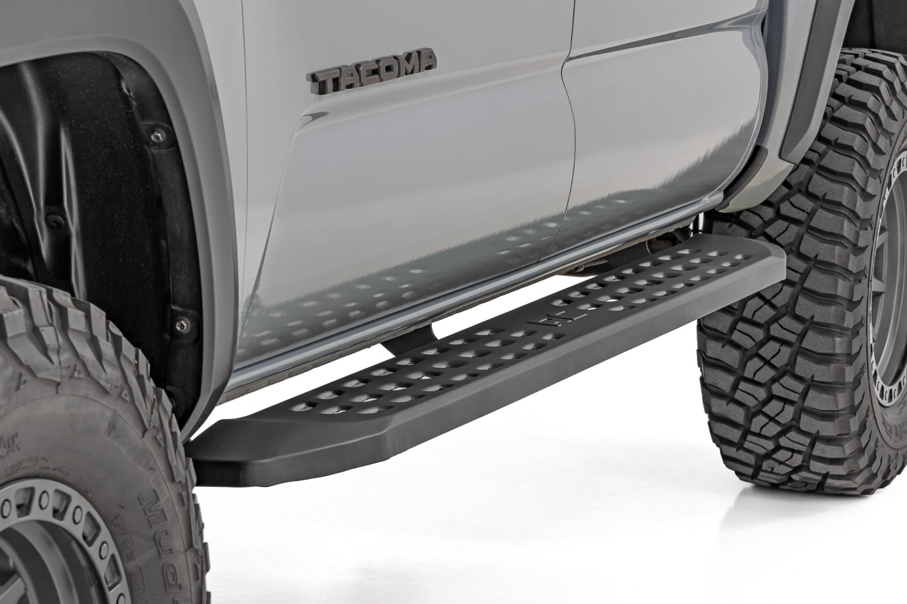 RPT2 Running Board Double Cab Black Toyota Tacoma 2WD/4WD (2016-2023) Rough Country-3