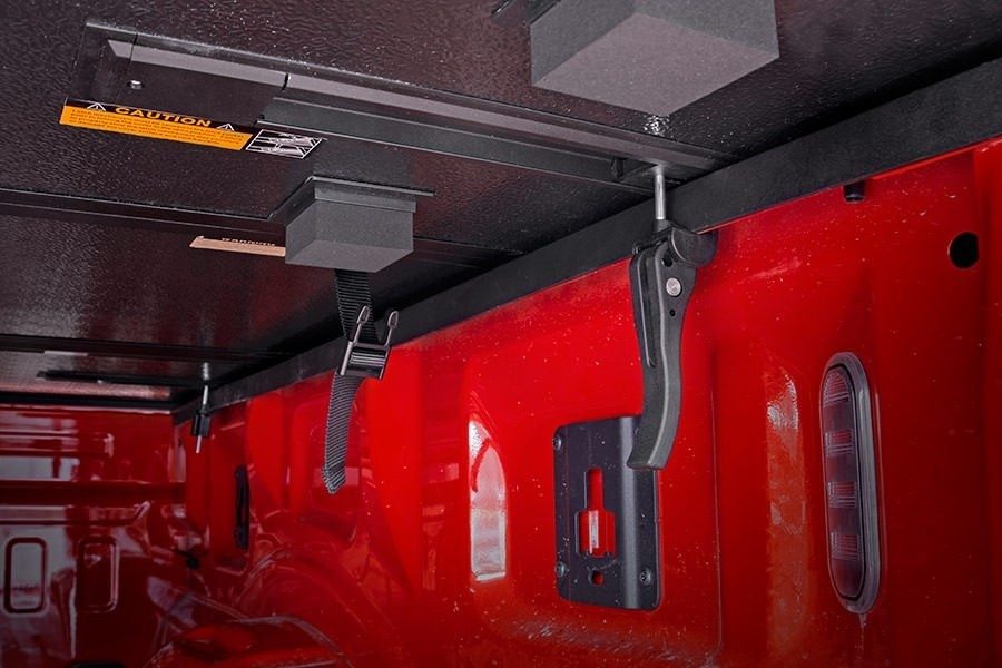 Rough Country Hard Folding Bed Cover 5 Ft Bed 15-21 Chevy/GMC Canyon/Colorado Rough Country