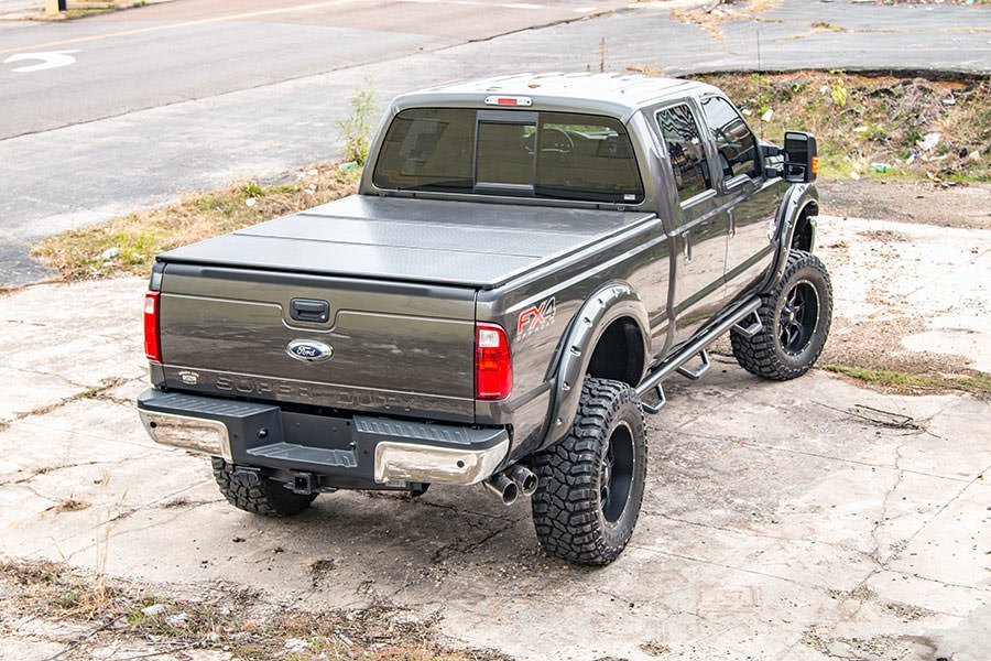 Ford Hard Tri-Fold Bed Cover 99-16 F-250/350-6.5 Foot Bed w/o Cargo Mgmt Rough Country-1