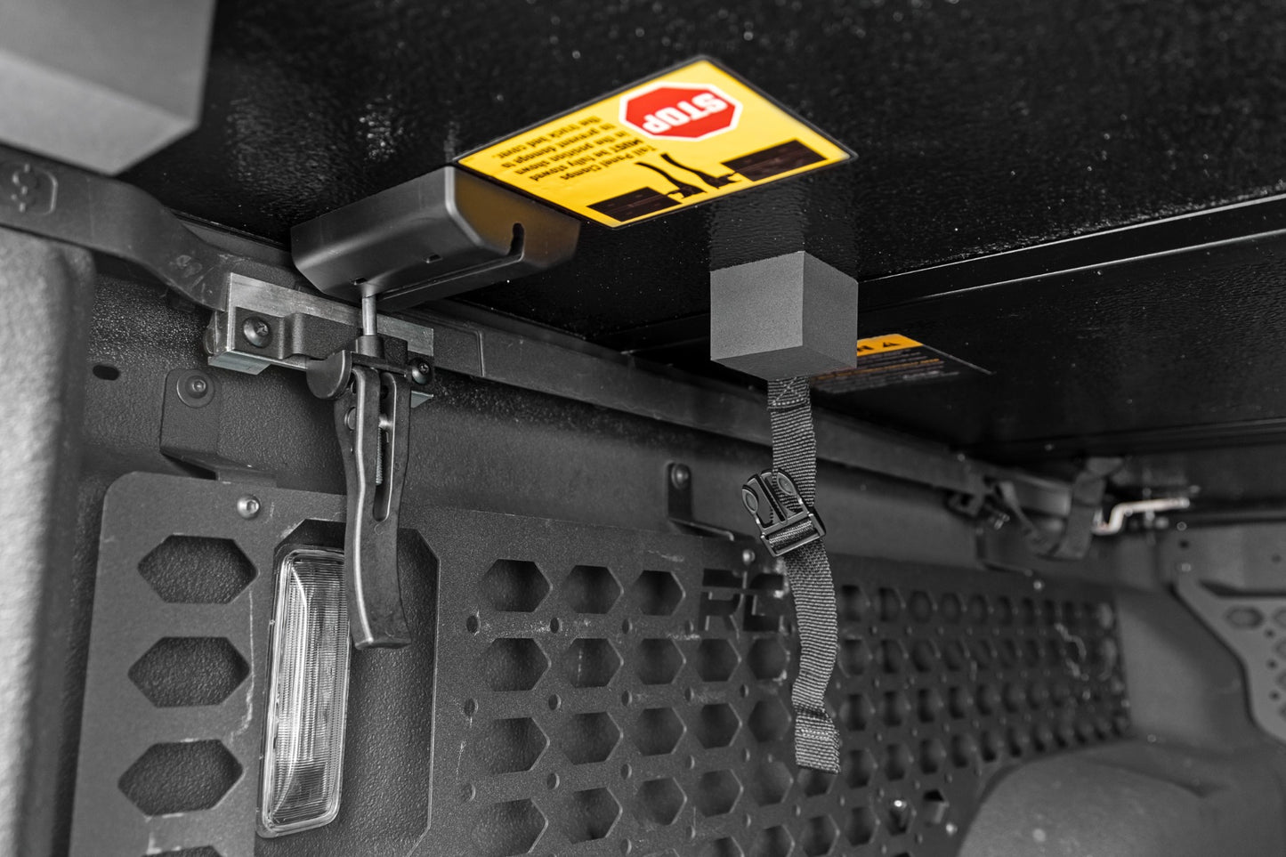 Rough Country Hard Folding Bed Cover 5.0 Foot Bed 20-22 Jeep Gladiator JT 4WD Rough Country