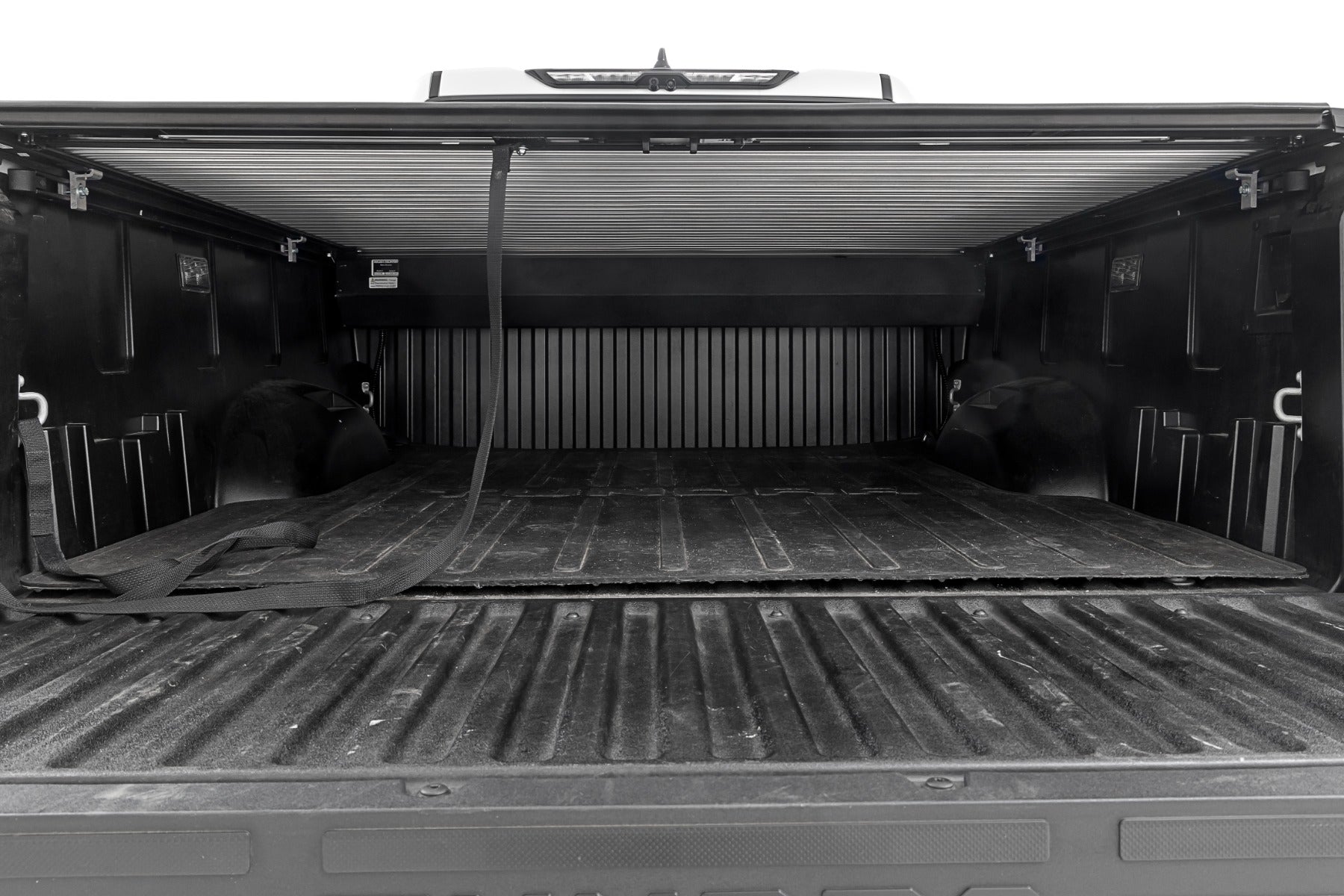 Rough Country Retractable Bed Cover 5 Foot 7 Inch Bed Toyota Tundra (2022-2023) Rough Country